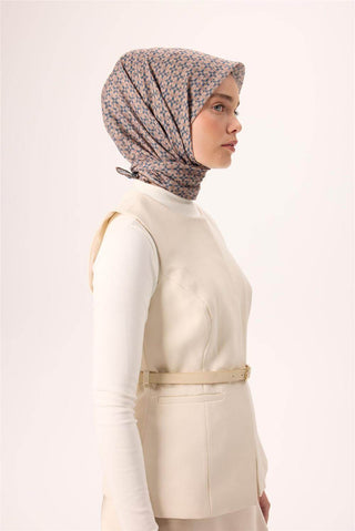 İnce Pamuk Soft Eşarp Gece Mavisi-Vizon Krem Desenli Kaymaz Dokulu Nefes Alan
                90X90