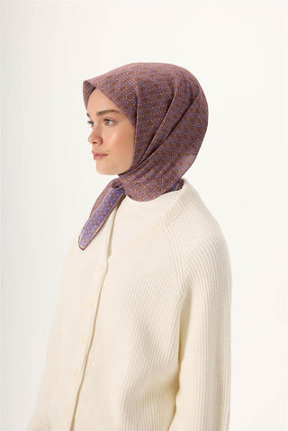İnce Pamuk Soft Eşarp Violet-Kahverengi Vizon Desenli Kaymaz Dokulu Nefes Alan
                90X90