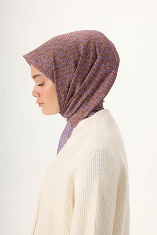 İnce Pamuk Soft Eşarp Violet-Kahverengi Vizon Desenli Kaymaz Dokulu Nefes Alan
                90X90
