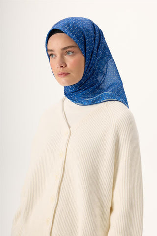 İnce Pamuk Soft Eşarp Mavi-Lacivert Desenli Tok Duruşlu Kaymaz 90X90