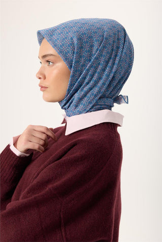 İnce Pamuk Soft Eşarp Bebe Mavisi-Gümüş Desenli Tok Duruşlu Kaymaz 90X90 - Soft Eşarp - | Silk Home