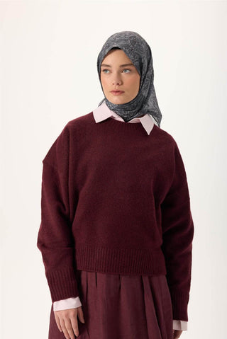 İnce Pamuk Soft Eşarp Gri-Füme Desenli Tok Duruşlu Kaymaz 90X90 - Soft Eşarp - | Silk Home