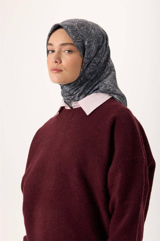 İnce Pamuk Soft Eşarp Gri-Füme Desenli Tok Duruşlu Kaymaz 90X90