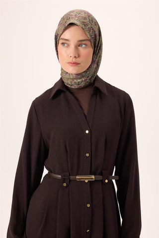 İnce Pamuk Soft Eşarp Yeşil-Mor Desenli Kaymaz Dokulu Tok Duruşlu 90X90 - Soft Eşarp - | Silk Home