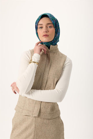 İnce Pamuk Soft Eşarp Petrol Yeşili-Pembe Desenli Kaymaz Dokulu Tok Duruşlu 90X90 - Soft Eşarp - | Silk Home