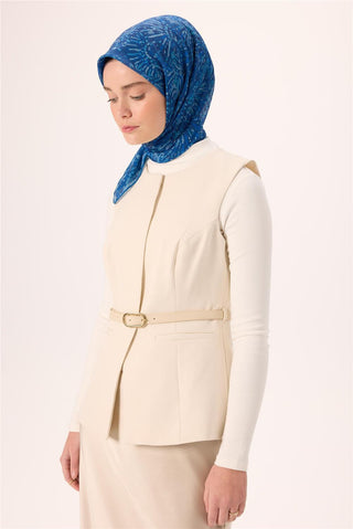 İnce Pamuk Soft Eşarp Lacivert-Bebe Mavi Desenli Kaymaz Dokulu Tok Duruşlu
                90X90