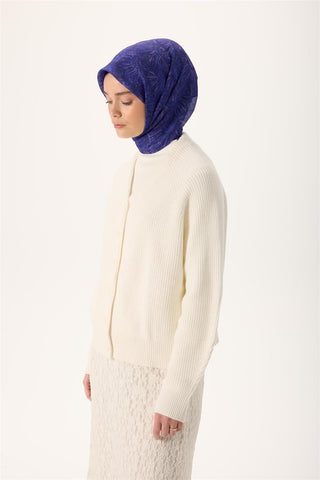 İnce Pamuk Soft Eşarp Mor-Lila Desenli Kaymaz Dokulu Tok Duruşlu 90X90 - Soft Eşarp - | Silk Home