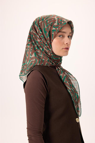Thin Cotton Soft Scarf, Milk Coffee-Emerald Brown Patterned, Breathable and Thick.
 90x90 stance