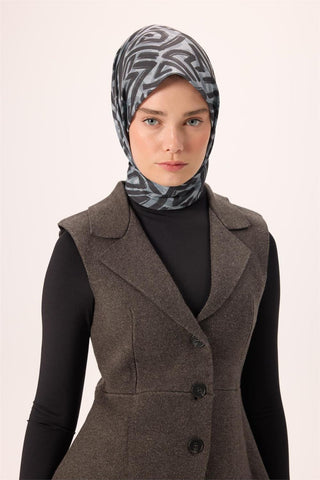 İnce Pamuk Soft Eşarp Gri-Gümüş Soluk Siyah Desenli Nefes Alan Tok Duruşlu 90X90 - Soft Eşarp - | Silk Home