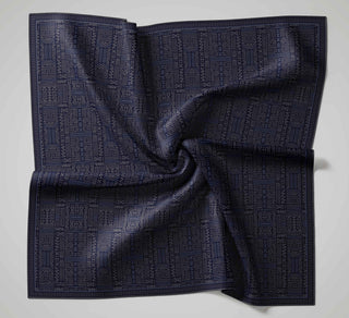 Pamuk Polyester Soft Eşarp Gece Mavisi Geometrik Desenli Kaymaz Tok Duruşlu 90X90 - Soft Eşarp - | Silk Home