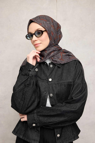 Pamuk Polyester Soft Eşarp Gri Geometrik Desenli Kaymaz Dokulu Tok Duruşlu 90X90 - Soft Eşarp - | Silk Home