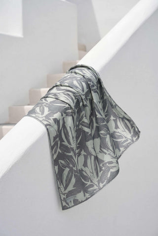 Pamuk Karışımlı Eşarp Mint Yeşili Modern Flora Desen Soft Dokulu Kaymaz 90X90