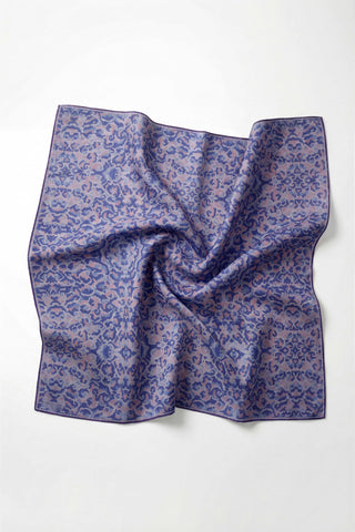 Cotton Blend Scarf, Silver Geometric Triangle Pattern, Soft Texture, Non-Slip, 90x90 cm.