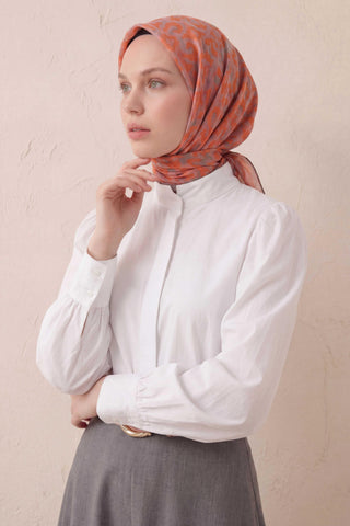 Cotton Blend Scarf, Silver Geometric Triangle Pattern, Soft Texture, Non-Slip, 90x90 cm.
