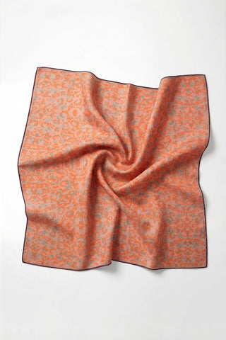 Cotton Blend Scarf, Silver Geometric Triangle Pattern, Soft Texture, Non-Slip, 90x90 cm.