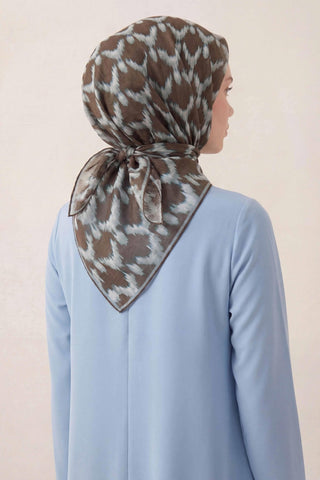 Pamuk Karışımlı Soft Eşarp Zikzak Akış Desen Haki 90x90 - Soft Eşarp - | Silk Home