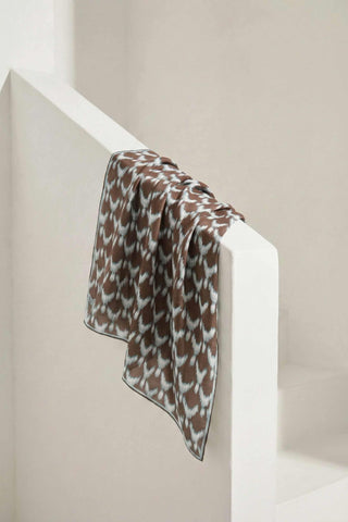 Pamuk Karışımlı Soft Eşarp Zikzak Akış Desen Haki 90x90 - Soft Eşarp - | Silk Home