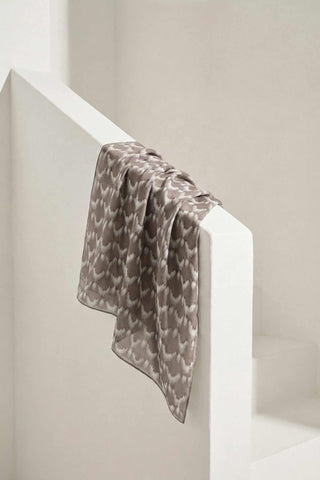 Pamuk Karışımlı Soft Eşarp Zikzak Akış Desen Mocha 90x90 - Soft Eşarp - | Silk Home