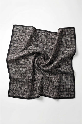 Pamuk Karışımlı Soft Eşarp Çizgi Desen Dumanlı Siyah 90x90 - Soft Eşarp - | Silk Home