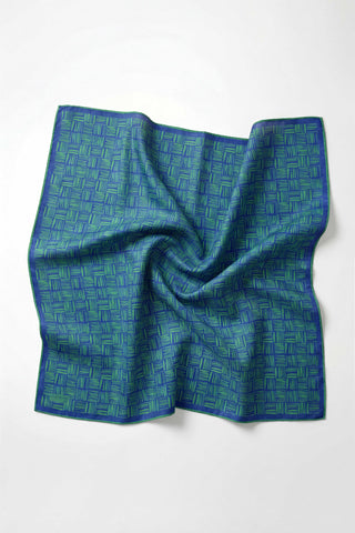 Cotton Blend Scarf, Silver Geometric Triangle Pattern, Soft Texture, Non-Slip, 90x90 cm.