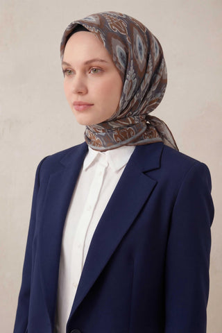 Pamuk Karışımlı Soft Eşarp Baklava Desen Indigo 90x90 - Soft Eşarp - | Silk Home