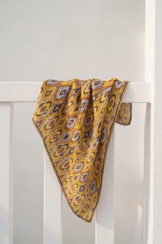 Pamuk Karışımlı Soft Eşarp Baklava Desen Hardal 90x90 - Soft Eşarp - | Silk Home