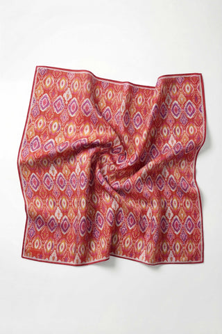 Cotton Blend Scarf, Silver Geometric Triangle Pattern, Soft Texture, Non-Slip, 90x90 cm.