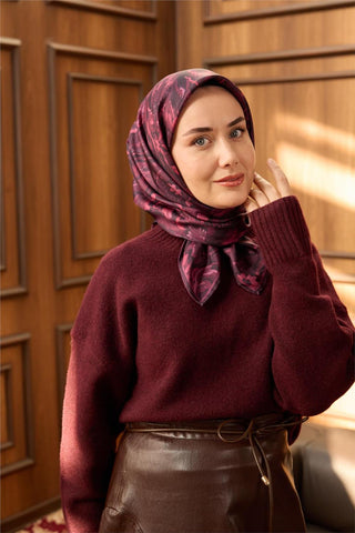 Twill İpek Eşarp Vişne-Siyah Desenli Tok Duruşlu 90X90