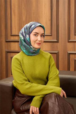 Twill İpek Eşarp Turkuaz-Mor Desenli Tok Duruşlu 90X90