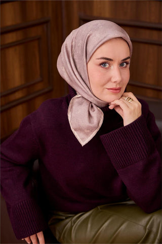 Twill İpek Eşarp Ekru–Soluk Gül Kurusu Desenli Tok Duruşlu 90X90