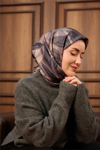 Twill İpek Eşarp Lacivert-Pastel Mor Vizon Geçişli Kaymaz Tok Duruşlu 90X90