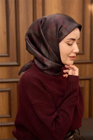 Twill İpek Eşarp Bordo-Vişne Yeşil Geçişli Kaymaz Tok Duruşlu 90X90
