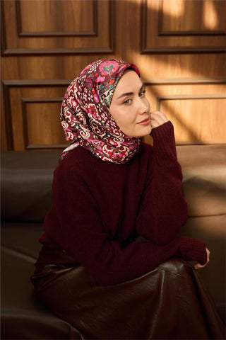 Twill İpek Eşarp Bordo–Pembe Desenli Tok Duruşlu Kaymaz 90X90