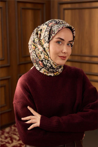 Twill İpek Eşarp Soluk Yeşil–Sarı Desenli Tok Duruşlu Kaymaz 90X90