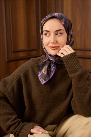 Twill İpek Eşarp Koyu Mor-Yeşil Desenli Tok Duruşlu 90X90
