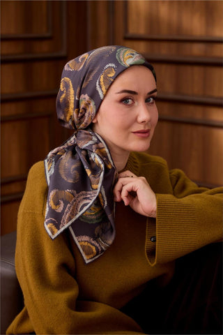Twill İpek Eşarp Mavi Gri-Hardal Desenli Tok Duruşlu 90X90