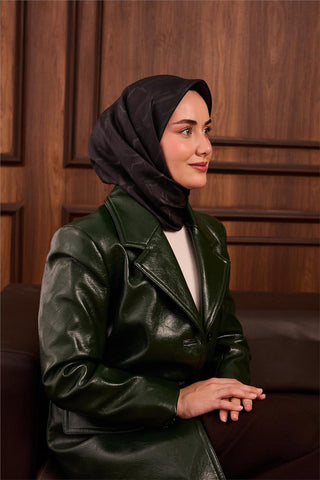 Twill İpek Eşarp Koyu Yeşil–Yeşil–Yeşil Gri Desenli Tok Duruşlu 90X90