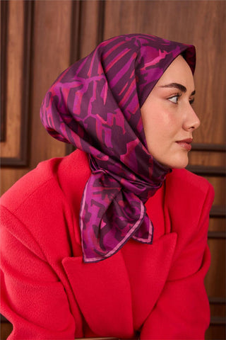 Twill İpek Eşarp Fuşya–Koyu Mor–Pembe Desenli Tok Duruşlu 90X90