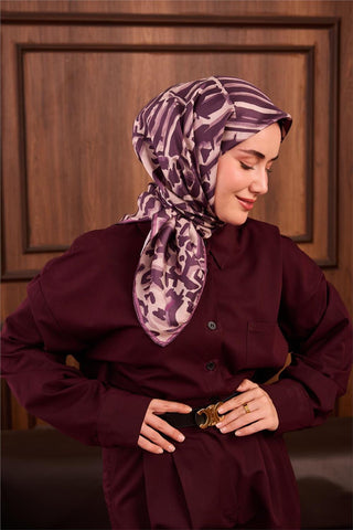Twill İpek Eşarp Mor-Erguvan Desenli Tok Duruşlu 90X90