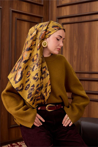 Twill İpek Eşarp Siyah-Olive Desenli Tok Duruşlu 90X90