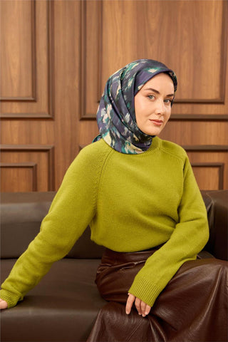 Twill İpek Eşarp Koyu Mor-Zümrüt Desenli Tok Duruşlu 90X90