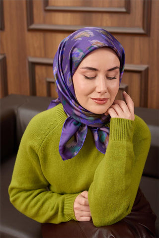 Twill İpek Eşarp Mor-Zümrüt Yaprak Desenli Tok Duruşlu 90X90