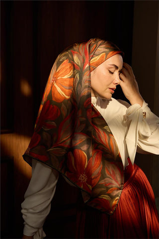 Twill İpek Eşarp Yeşil-Turuncu-Sarı-Pudra-Kızıl Turuncu Desenli Tok Duruşlu 90X90