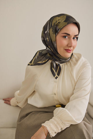 Twill İpek Eşarp Çiçek Desen Koyu Yeşil 90x90 - Twill İpek Eşarp - | Silk Home