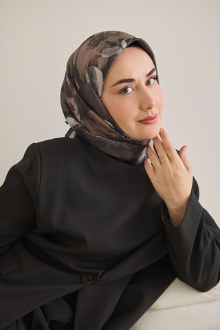 Twill İpek Eşarp Çiçek Desen Antrasit 90x90 - Twill İpek Eşarp - | Silk Home