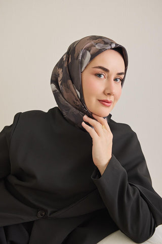 Twill İpek Eşarp Çiçek Desen Antrasit 90x90 - Twill İpek Eşarp - | Silk Home