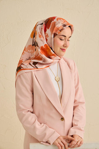 Twill İpek Eşarp Çiçek Desen Pudra 90x90 - Twill İpek Eşarp - | Silk Home