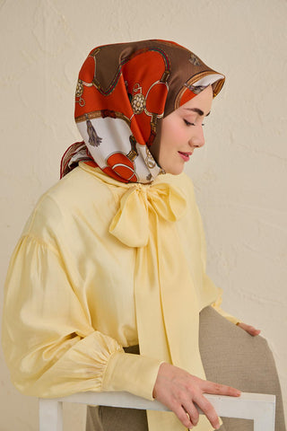 Twill İpek Eşarp Kemer Desen Kahverengi 90x90 - Twill İpek Eşarp - | Silk Home
