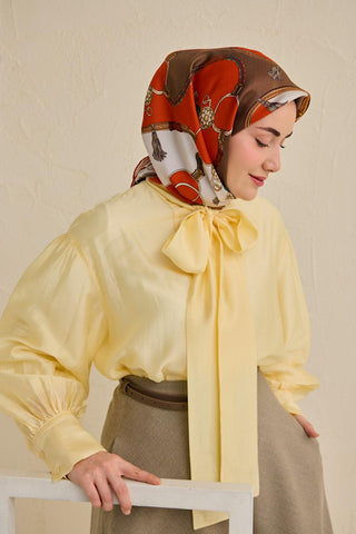 Twill İpek Eşarp Kemer Desen Kahverengi 90x90 - Twill İpek Eşarp - | Silk Home