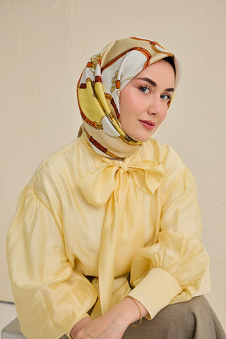 Twill İpek Eşarp Kemer Desen Sarı 90x90 - Twill İpek Eşarp - | Silk Home